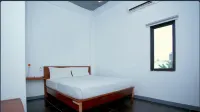 Artz Hotel Hotels in Panarung