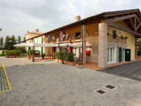 Hotel Gabarda Hotele w: Carpi