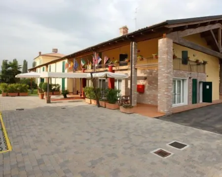 Hotel Gabarda Hotels in Carpi