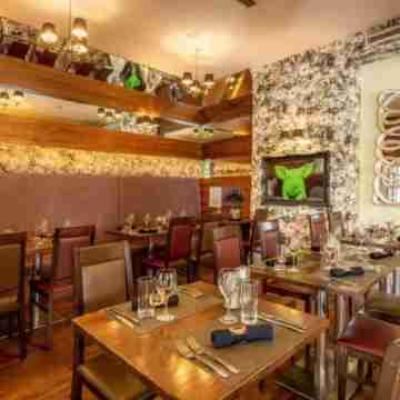 The Inn Jersey Dining/Meeting Rooms