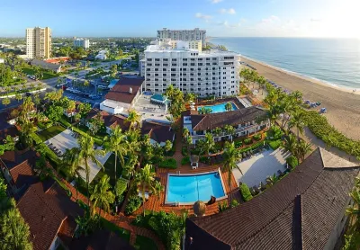 Beachcomber Resort & Club فنادق في بومبانو بيتش