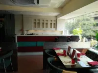Privilege Inn