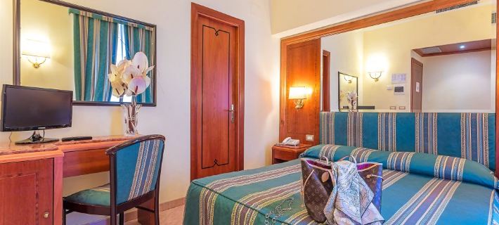 Raeli Hotel Lux Hotéis em Roma