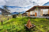 Larisa Resort Manali Hotels in Бадгран