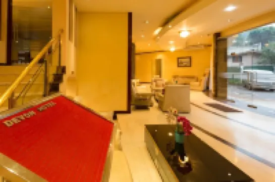 Devon Hotel