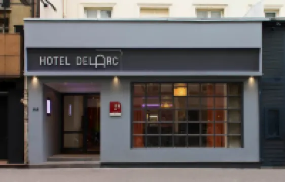 O.Lysée Hotel Hotels near Galeries Lafayette