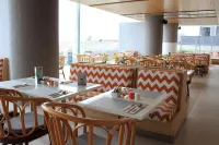 Harris Hotel & Conventions Solo - Breakfast