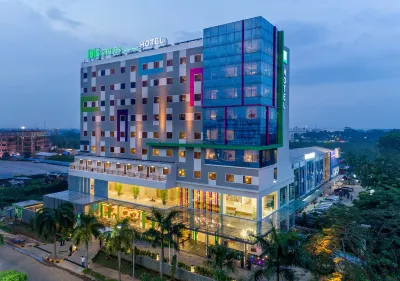 Ibis Styles Cikarang Hotels near MASJID Baitul Manshurin (LDII)