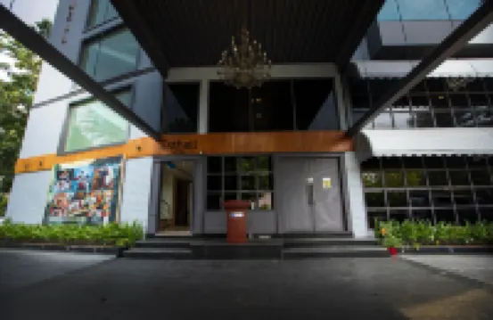 Hotel Esthell Hotels near Indian Institute Of Technology, Madras