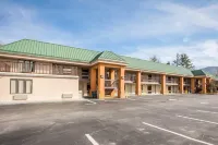 Quality Inn Black Mountain-Asheville East - parking