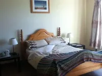 Teach an Cheoil Hotels near Cushendall Library