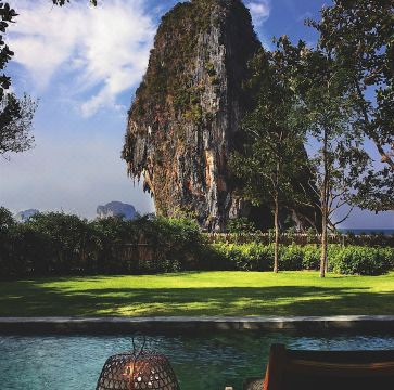 1. 라야바디 끄라비..