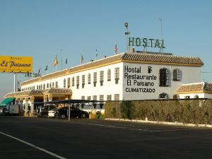Hostal Restaurante Asador El Paisano