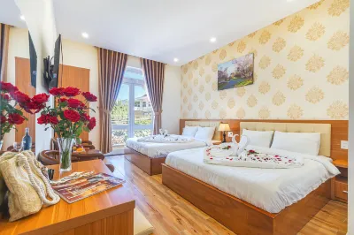 Villa Hoa Ly Hotel
