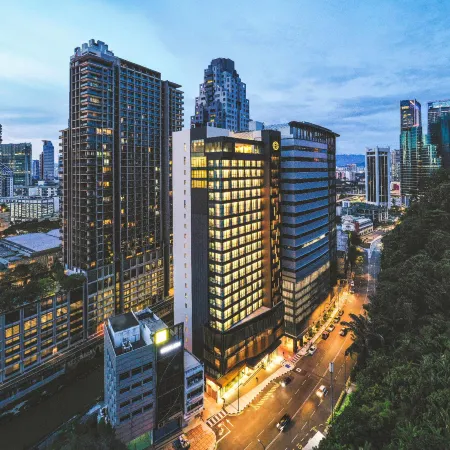 Santa Grand Signature Kuala Lumpur Отели рядом с достопримечательностью «Торговый комплекс Pertama»