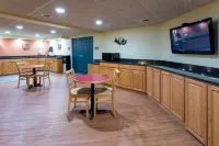 Paynesville Inn & Suites Hotels in Stearns County