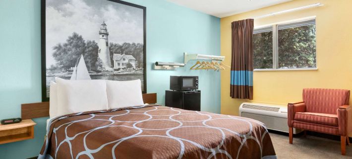 Super 8 by Wyndham Findlay Hoteles en Findlay