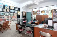 RedDoorz @ Cempaka Putih Jambi Hotel a Jelutung