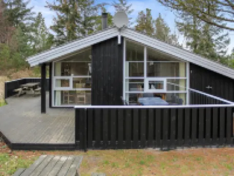 "Eldmar" - 500m from the Sea Hotels in Albaek