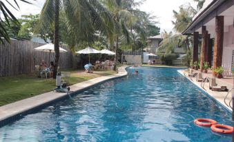 Wild Orchid Beach Resort