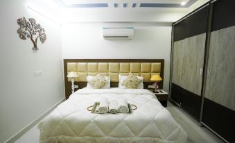 Lime Tree 2BHK Serviced Apartment