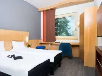 Ibis Como Hotel a Cantù