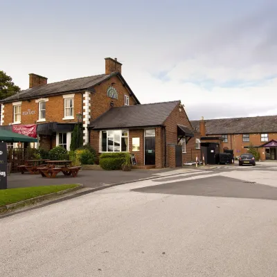 Premier Inn Crewe (Nantwich) Hotels near Crewe Library
