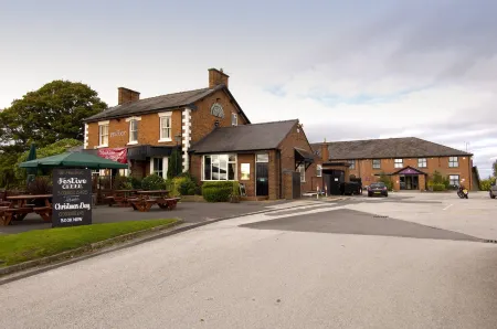 Premier Inn Crewe (Nantwich) Отели рядом с достопримечательностью «Barony Park»