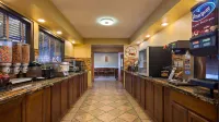 Best Western Alexandria Inn - breakfast