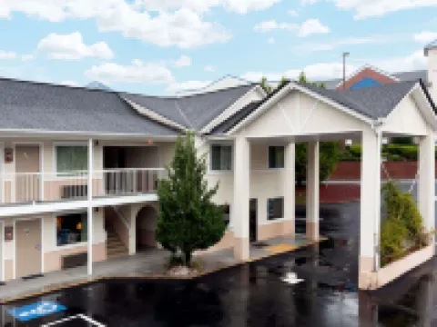 Days Inn by Wyndham Dahlonega University Area Hotels in Lumpkin County