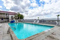 Studio 6 Buttonwillow, CA