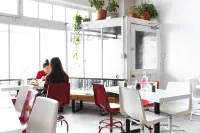 Ace Hotel Seattle - Breakfast