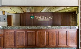 Quality Inn Schaumburg - Chicago Near the Mall