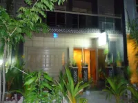 Elite Beach Inn Các khách sạn ở Vihamanaafushi