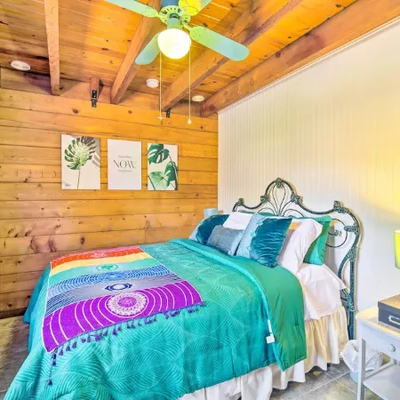 Okeechobee Cabin in Waterfront Community w/ Dock!
