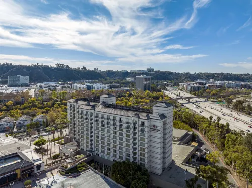DoubleTree by Hilton San Diego-Mission Valley