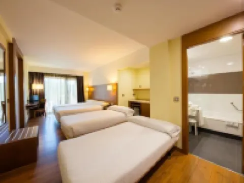 Hotel Thalasso Cantabrico Las Sirenas 4 Superior Hotels in Viveiro