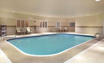 Country Inn & Suites by Radisson, Champaign North, IL - Housity