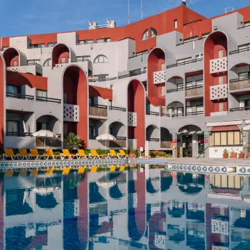 Muthu Oura Praia Hotel Hotels near Montechoro