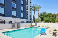 SpringHill Suites Phoenix Downtown - Pools