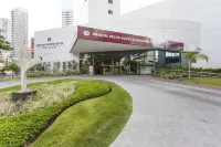 Flats Beach Class Convention Residence โรงแรมใน