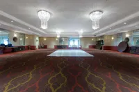 Ramada by Wyndham Glendale Heights/Lombard Hotels in Glen Ellyn