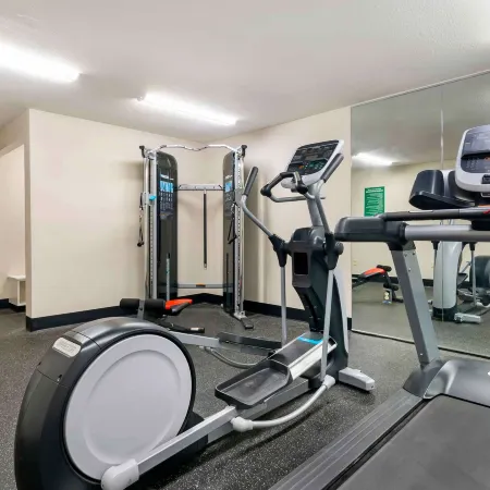 Extended Stay America Suites - Kansas City - Airport