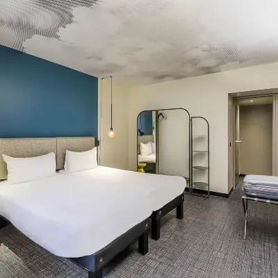 Ibis Lisboa Centro Saldanha Отели рядом с достопримечательностью «Торговый центр Atrium Saldanha»
