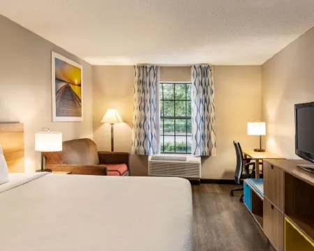 沙洛特温德姆戴斯酒店 沙洛特酒店