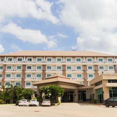 City Park Hotel Отели рядом с достопримечательностью «Торговый центр The Mall Ratchasima»