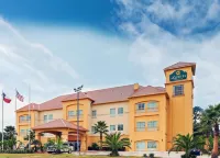 La Quinta Inn & Suites by Wyndham Alvin