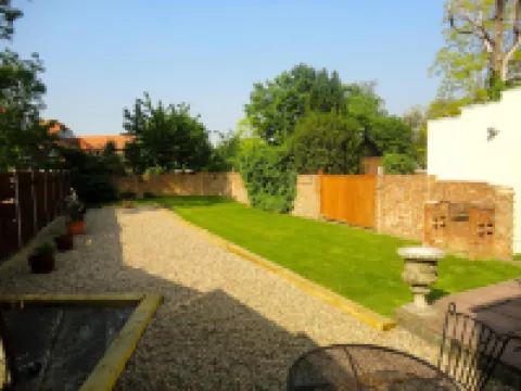 Warwick Lodge Hotels in Surbiton