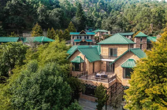 Divyam from Byloo- Private Villa Near Nainital