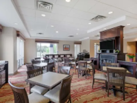 莫斯科克貝斯特韋斯特優質酒店 亨茨維爾酒店